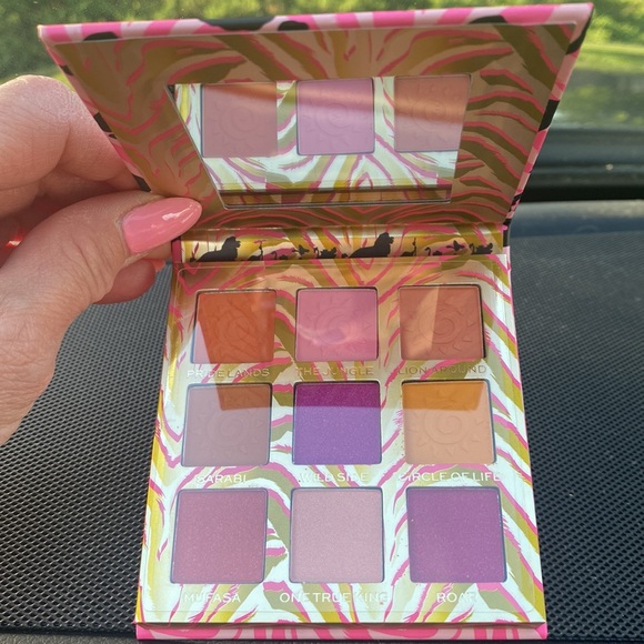 LION KING EYESHADOW PALLET. 9 SHADES - Picture 3 of 7